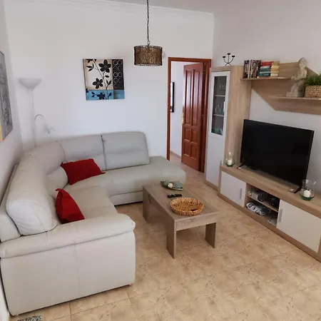 Juanita, Puerto Del Carmen, Lanzarote * تياس